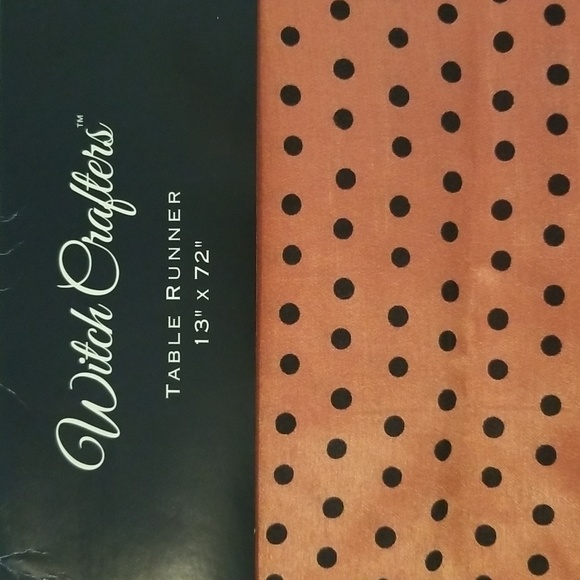 Halloween Themed 13"×72" Table Runner - Picture 4 of 8